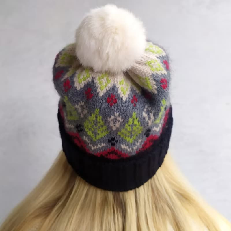 Warm knitted jacquard pompom hat | レディース帽子