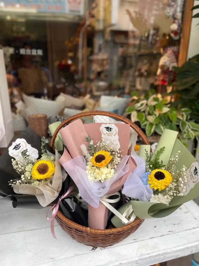Time flower蒔花 畢業季 向日葵花束 畢業花束