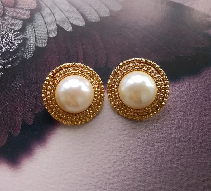 【西洋古董飾品 】金色調  優雅仿珠 金繩紋 夾式耳環