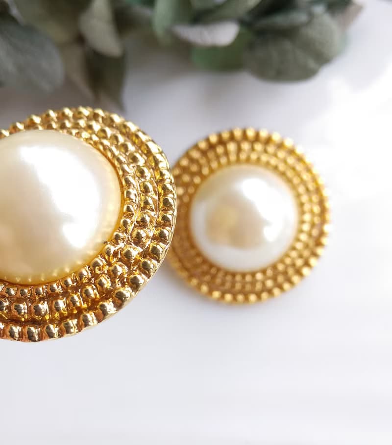 【西洋古董飾品 】金色調  優雅仿珠 金繩紋 夾式耳環