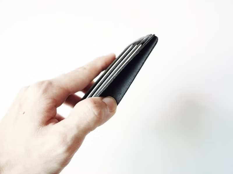 Leather Card Holder / Wallet / Card Organiser in Black Buffalo Leather