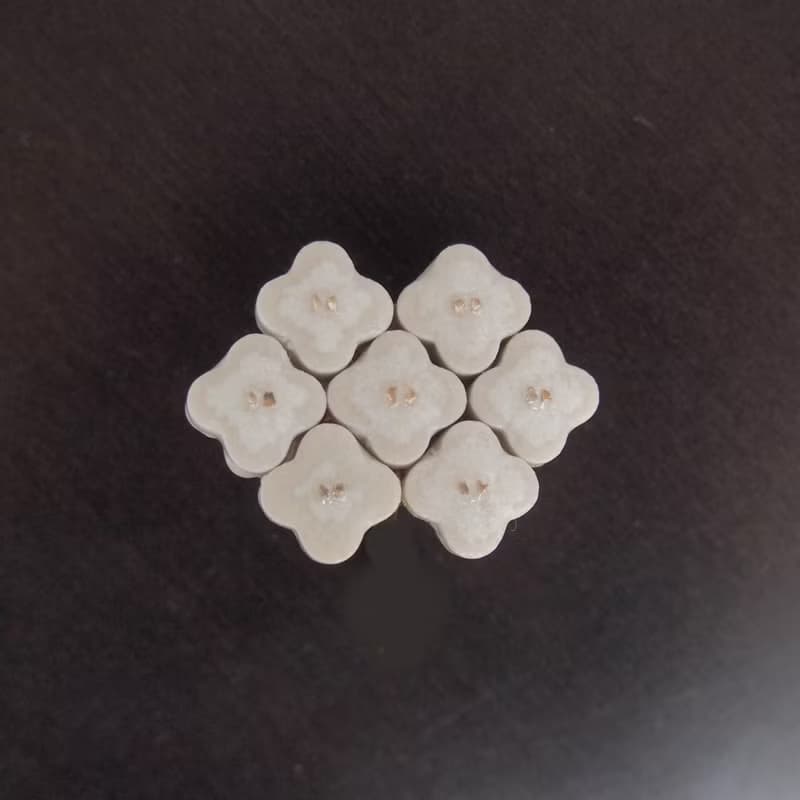 美濃焼の花束のポニーフック or ブローチ or ブローチ  (パール)