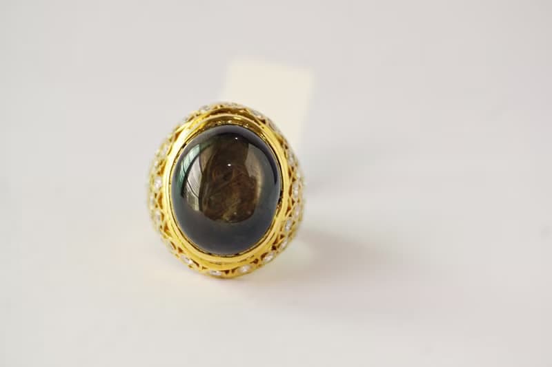 Natural Black Star Sapphire 28 Cts Ring Sterling Silver925 With Gold Plated.
