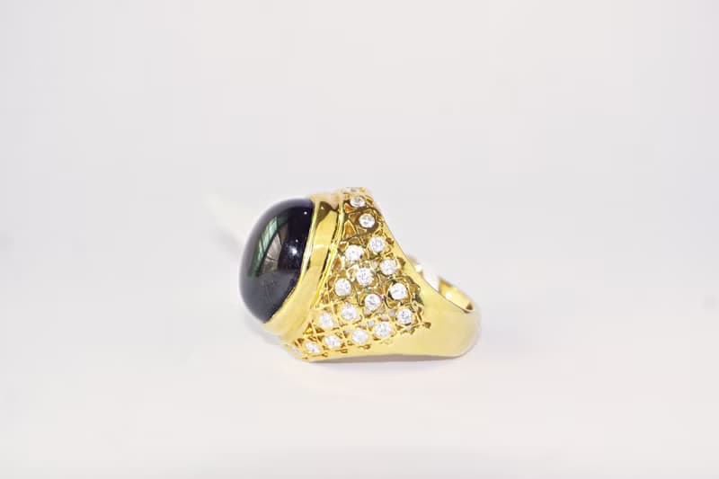 Natural Black Star Sapphire 28 Cts Ring Sterling Silver925 With Gold Plated.