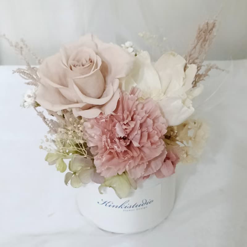畢業花束禮物 永生康乃馨盆花 永生乾燥花情人節生日企業課程