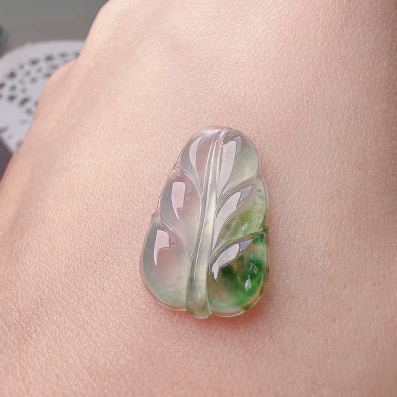 【一葉致富】高冰種飄綠花翡翠葉子 | 天然緬甸玉A貨翡翠 | 送禮