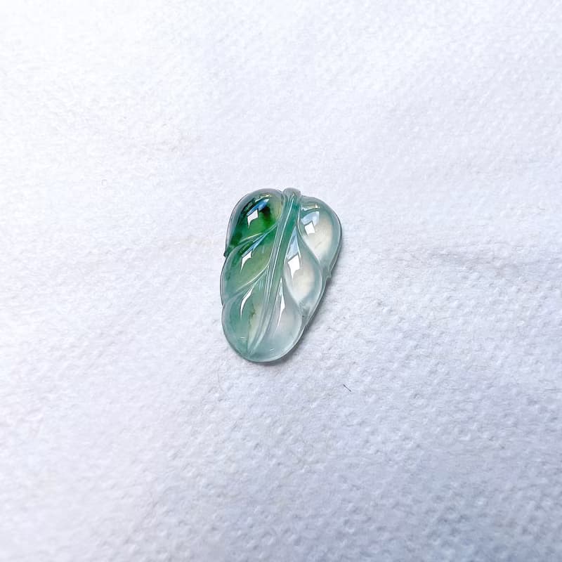 【一葉致富】高冰種飄綠花翡翠葉子 | 天然緬甸玉A貨翡翠 | 送禮