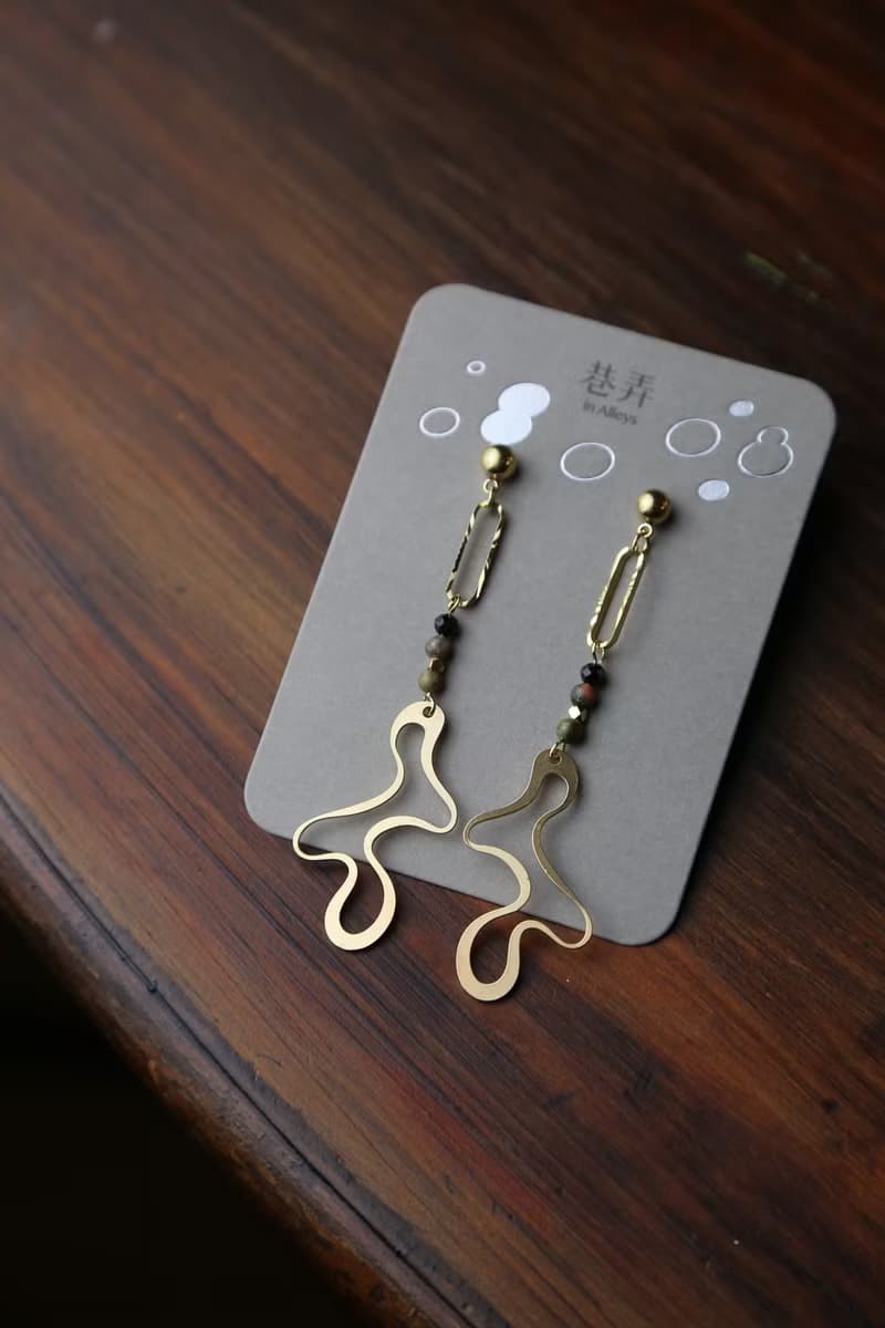 颯 - 天然礦石 水晶 耳環 耳針 耳夾 ( 六色 )