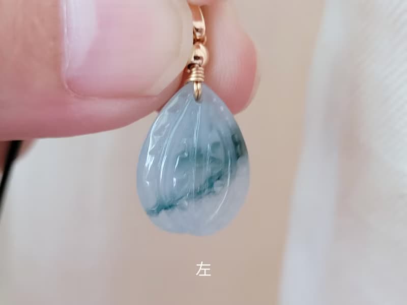 【親翠】天然翡翠 冰牛仔藍飄花杏仁果14K金皮繩鎖骨鏈　特殊題材