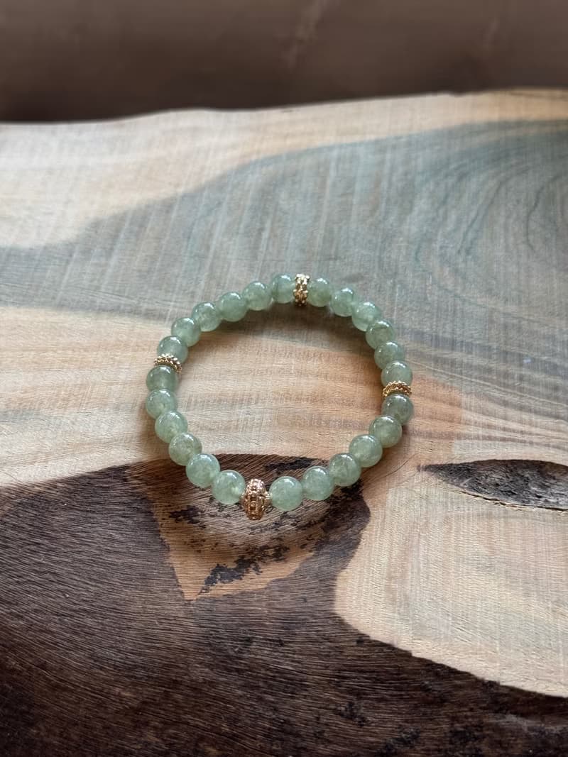 【翡翠】冰透果綠色翡翠設計手珠