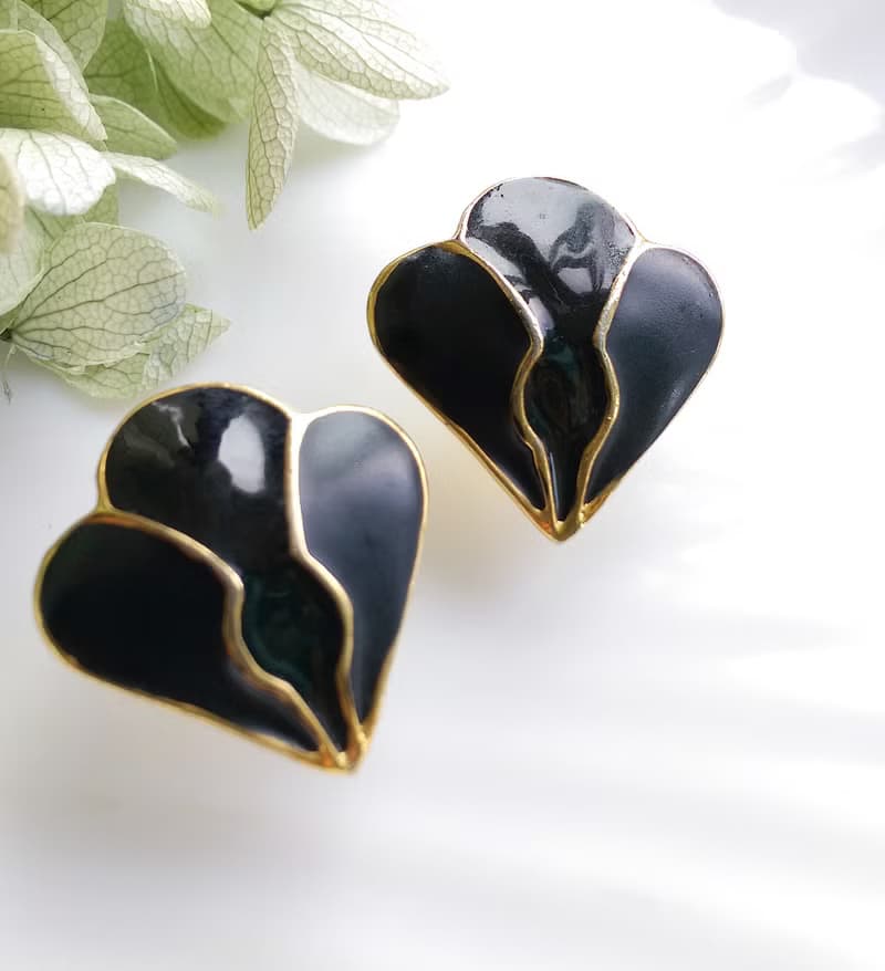 Vintage Jewelry 西洋古董飾品 黑色調 花瓣 簡約 針式耳環