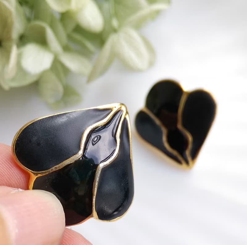 Vintage Jewelry 西洋古董飾品 黑色調 花瓣 簡約 針式耳環