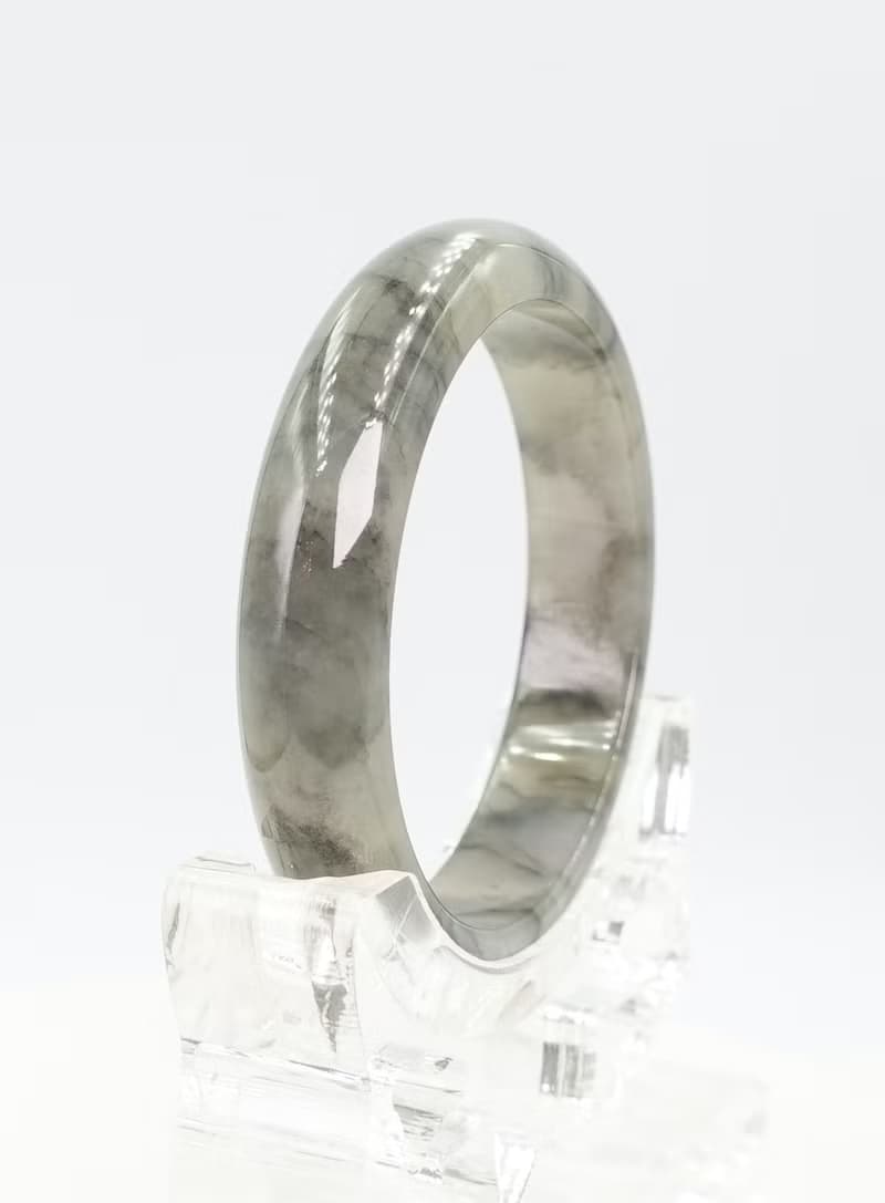 寶麗金珠寶-天然冰飄墨A貨緬甸玉手鐲