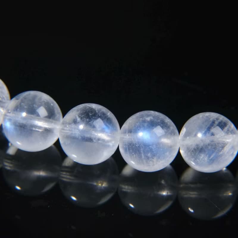 一圖一物│#573 7.5mm 冰透藍光月光石水晶手鍊 月亮石 愛情人緣