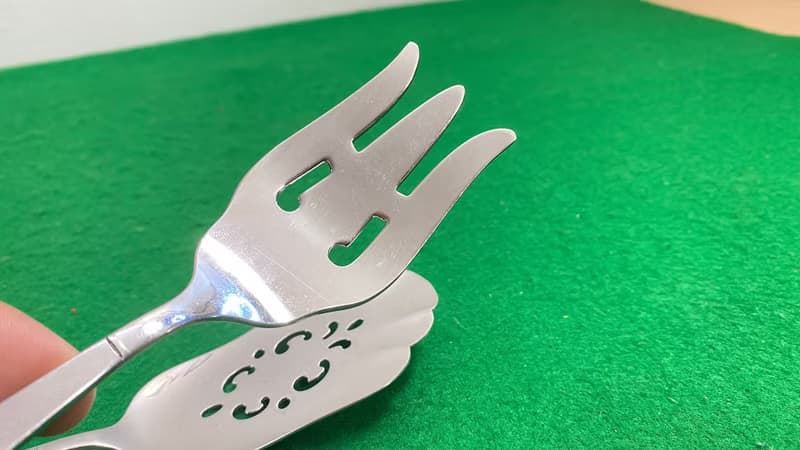 穿孔服務湯匙和叉子不銹鋼復古銀器送給母親的禮物