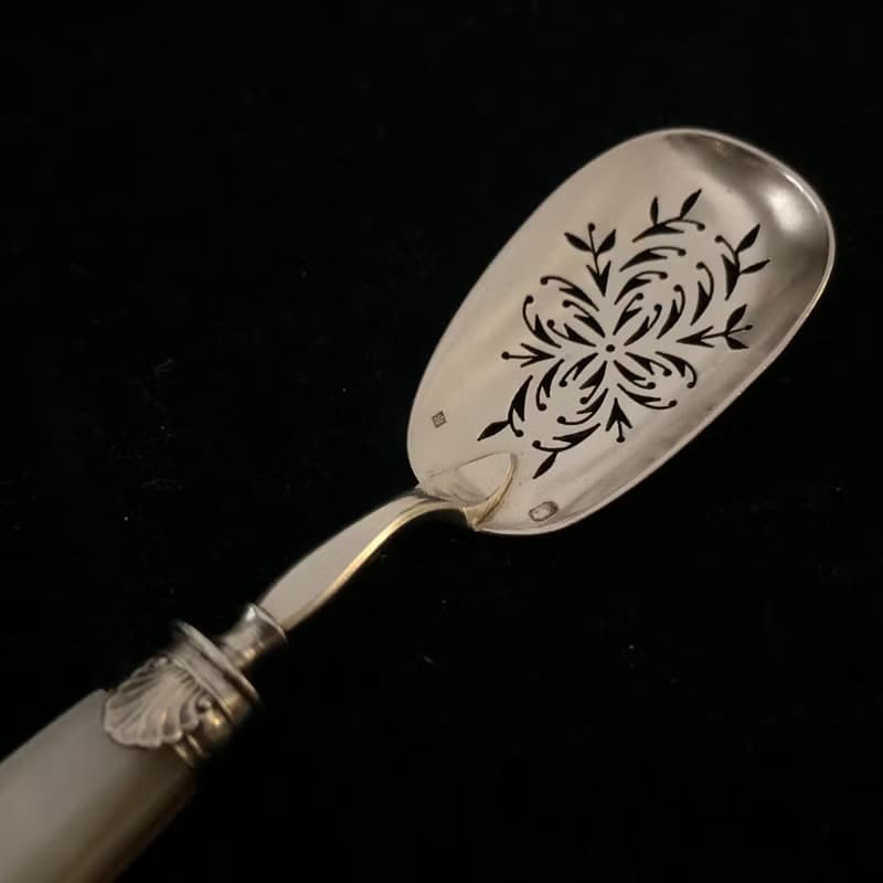 法國新藝術運動時期  百年珍珠母貝手柄  純銀面雙匙組