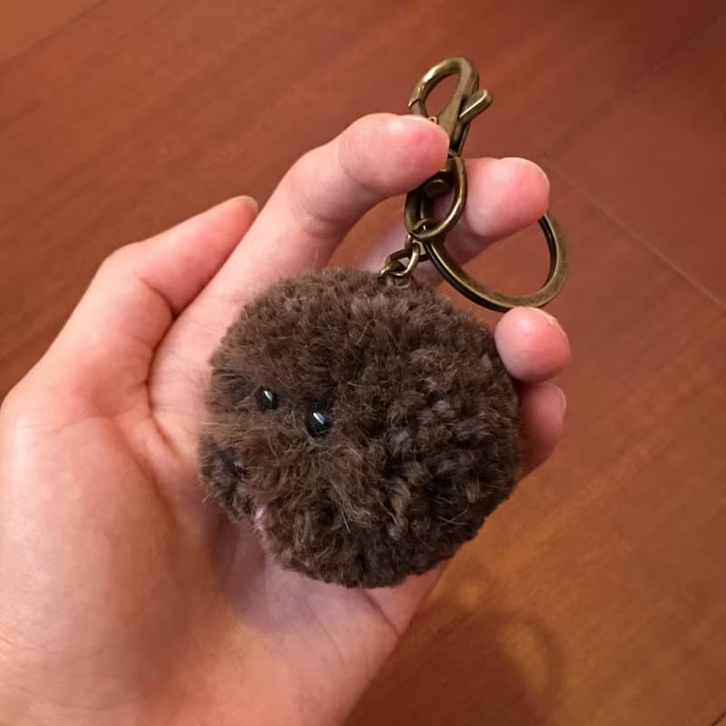 純手工迷你巧克力貴賓寶寶鑰匙圈