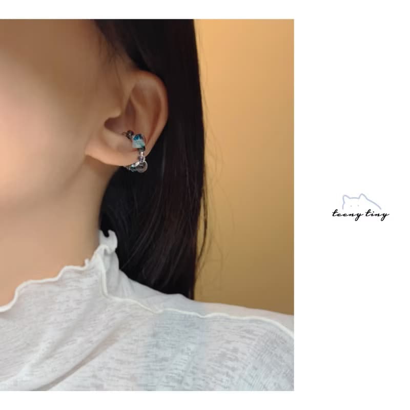 Room 1001 | 琉璃飴 • 四色 手工耳骨夾