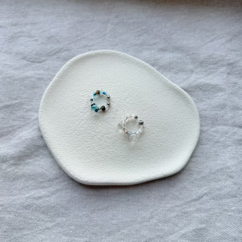 Room 1001 | 琉璃飴 • 四色 手工耳骨夾