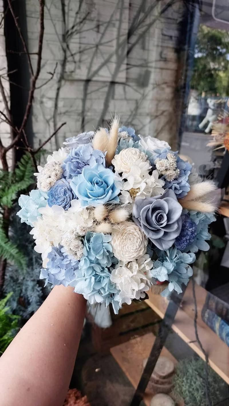 海藏設計│永生不變的愛戀。海洋藍不凋花捧花/永生花