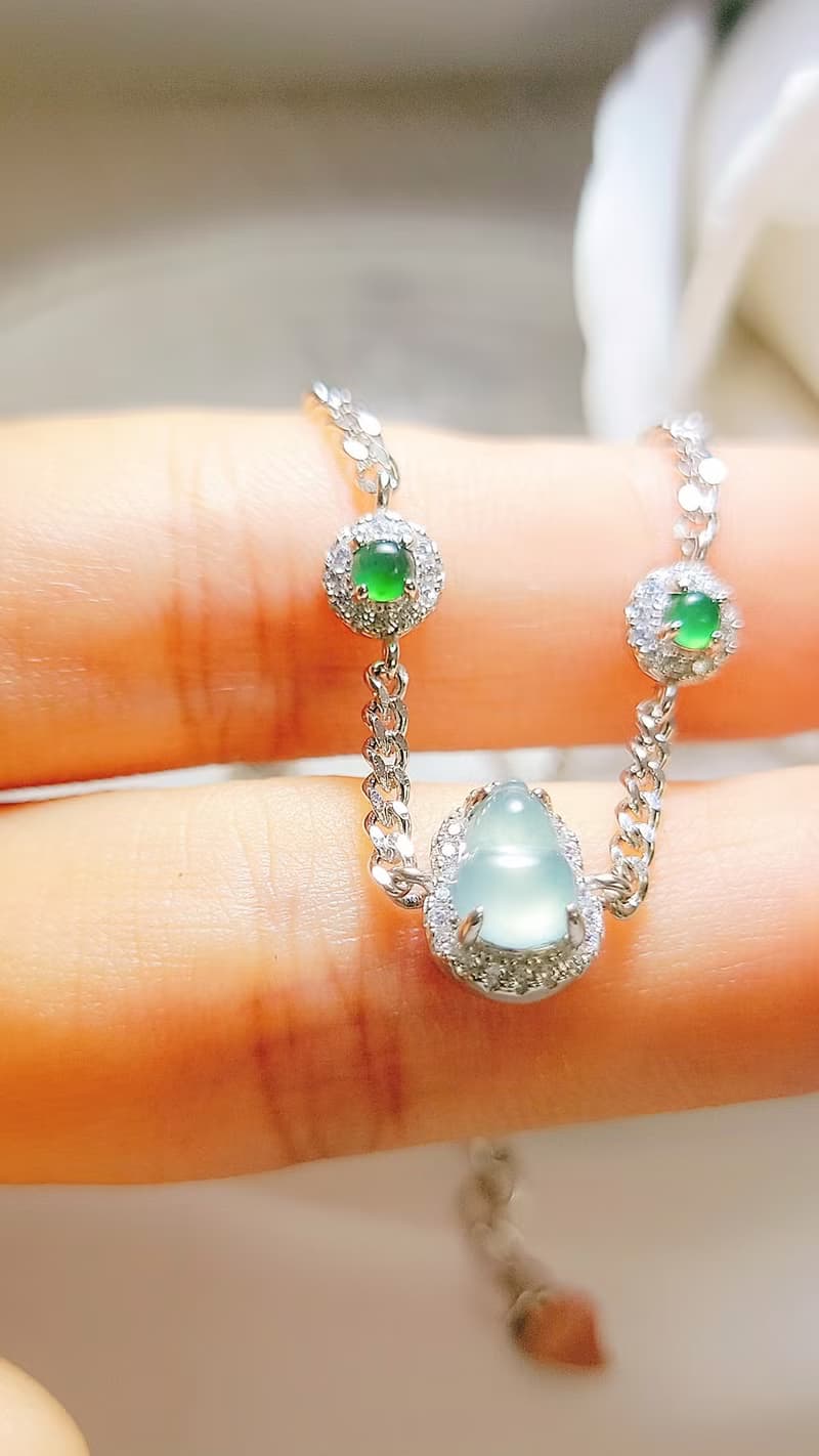 緬甸A貨翡翠冰起膠淡淡天空藍葫蘆7.6mm純銀鍍18k白鑲嵌手鏈