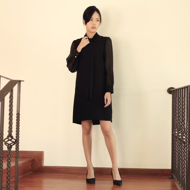 雪紡圍巾領及袖高質感柔軟黑裙子