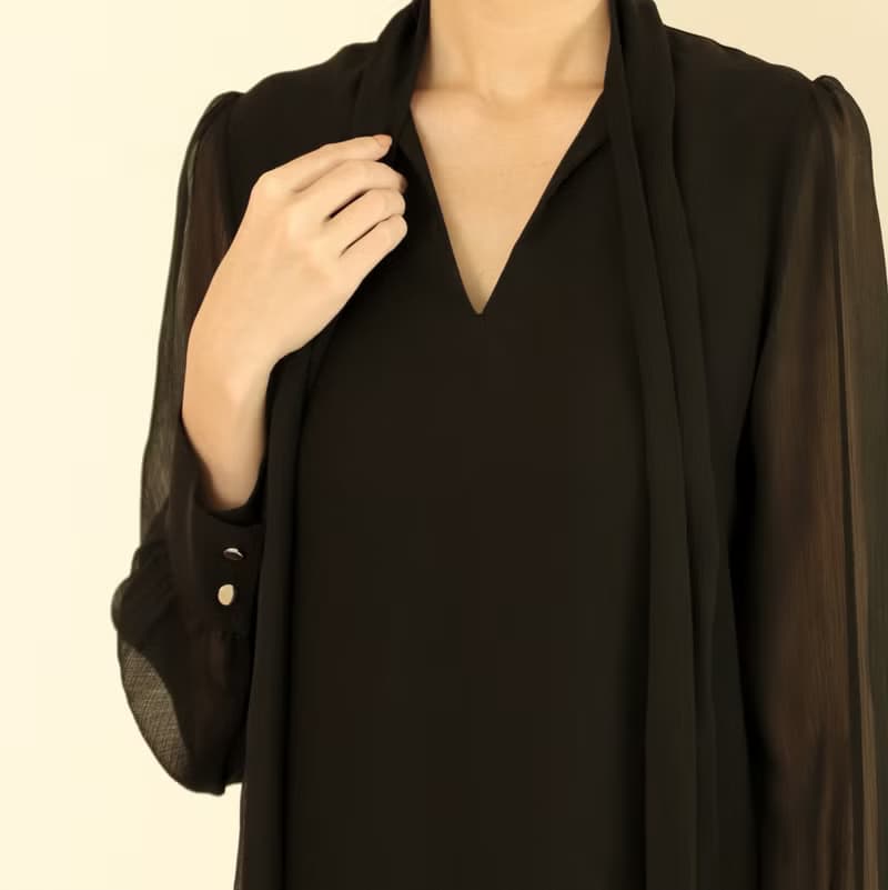 雪紡圍巾領及袖高質感柔軟黑裙子