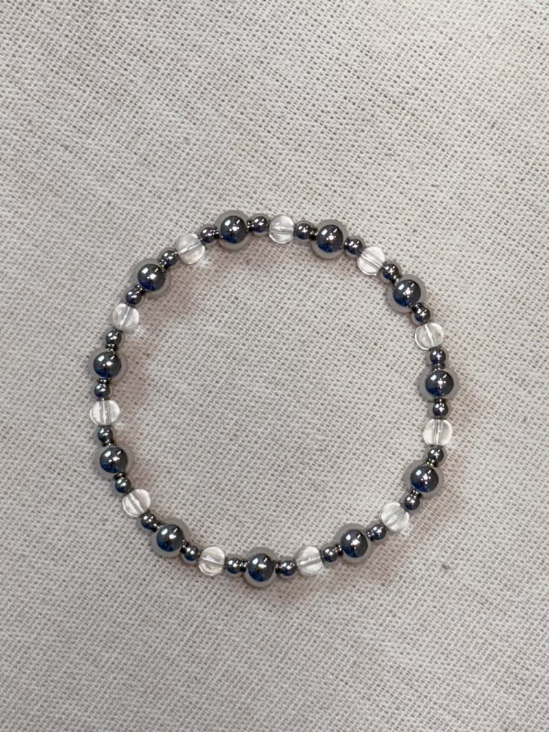 Twinkle Silver Gemstone Bracelet 040