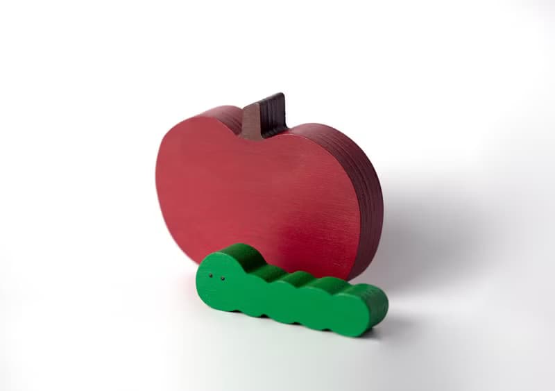 Apple & Bitt Wood Object