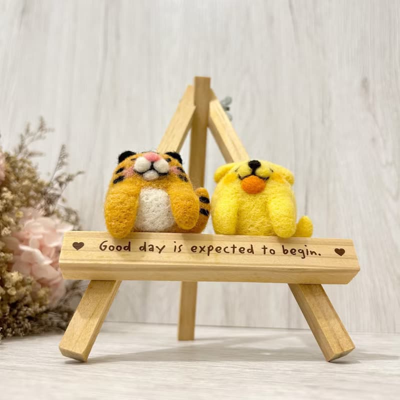 口袋小動物 黃金獵犬小太陽 小老虎 羊毛氈別針 胸針 療癒 送禮