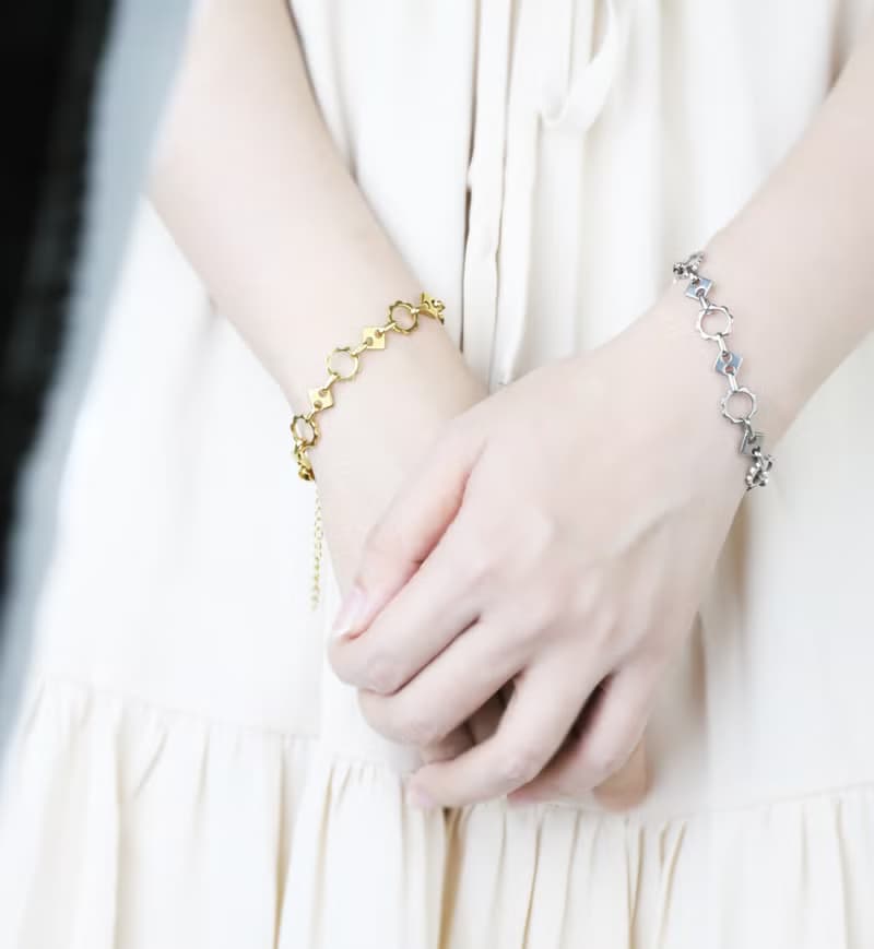 太陽花齒輪手鍊 316L醫療鋼 / 金色