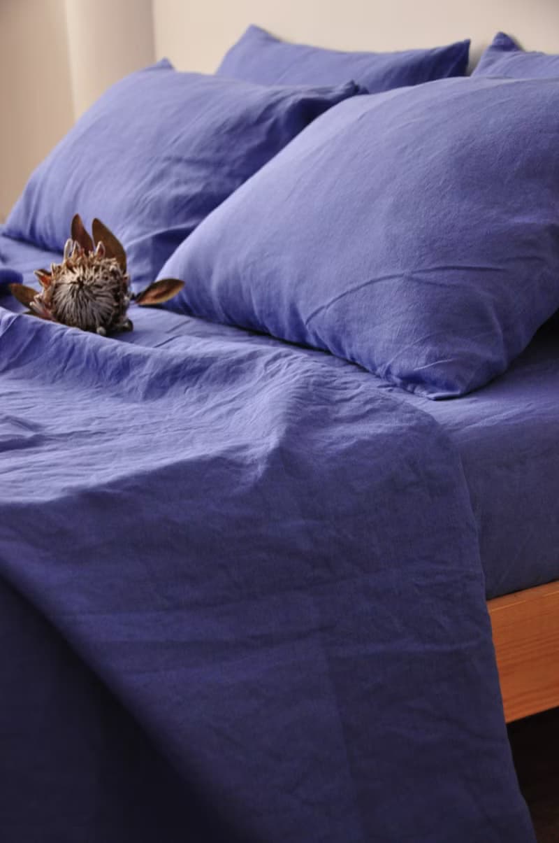 Violet linen flat sheet / Linen bedsheet / Softened stonewashed linen sheet