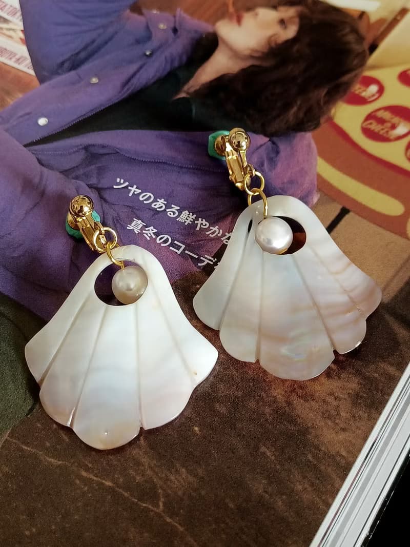 vintage jewelry  典雅氣質扇形珠貝 夾式耳環