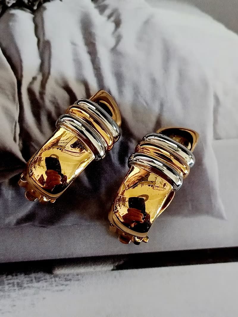 vintage jewelry  典雅金色方形橫紋夾式耳環