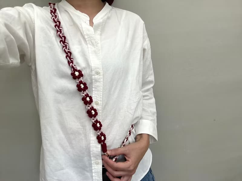 六花瓣立體小花可調式手機掛繩/證件/Macrame