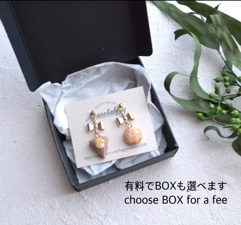 earring / miniature bread /pancake&croissant