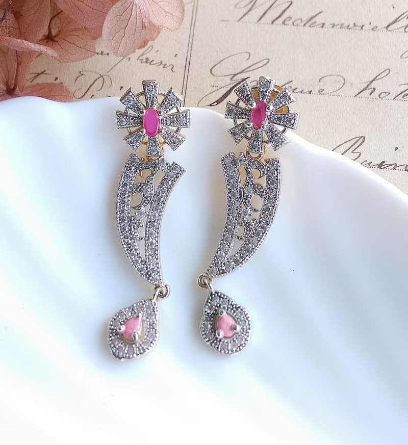 Vintage Jewelry 西洋古董飾品 典雅氣質 垂墜 小雛菊 針式耳環