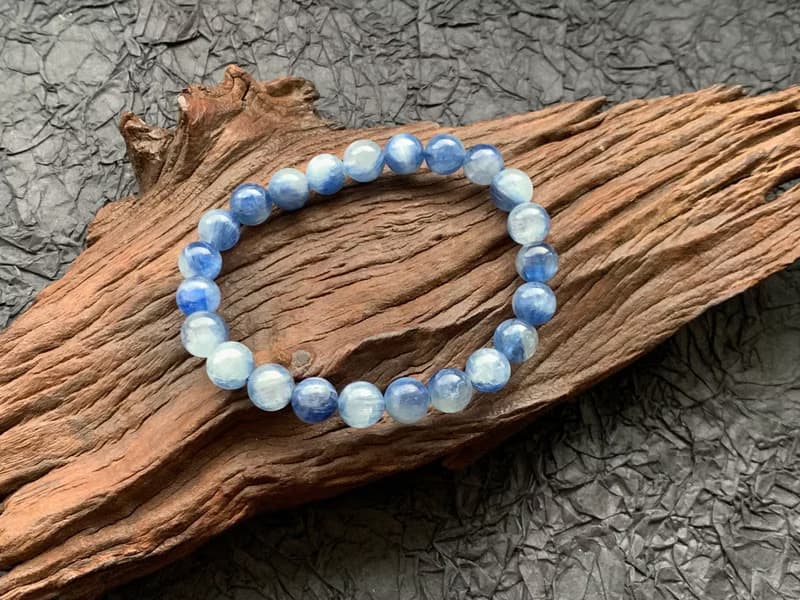 快速出貨 天然藍晶手鍊 無染色 適合靈修的寶石