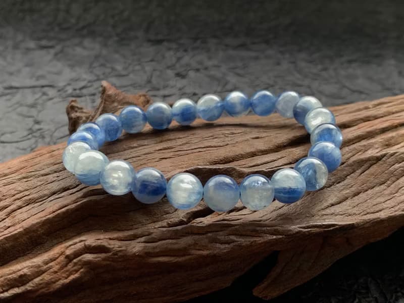 快速出貨 天然藍晶手鍊 無染色 適合靈修的寶石