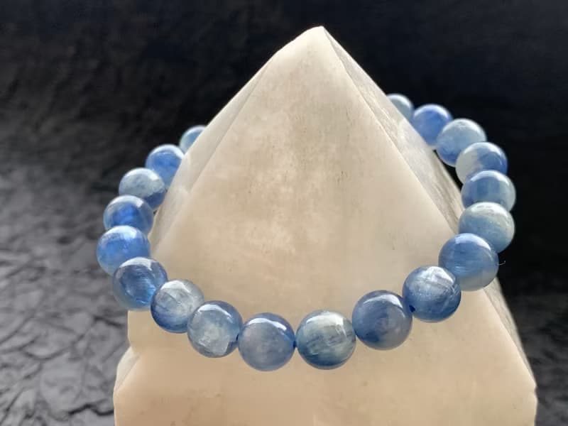 快速出貨 天然藍晶手鍊 無染色 適合靈修的寶石
