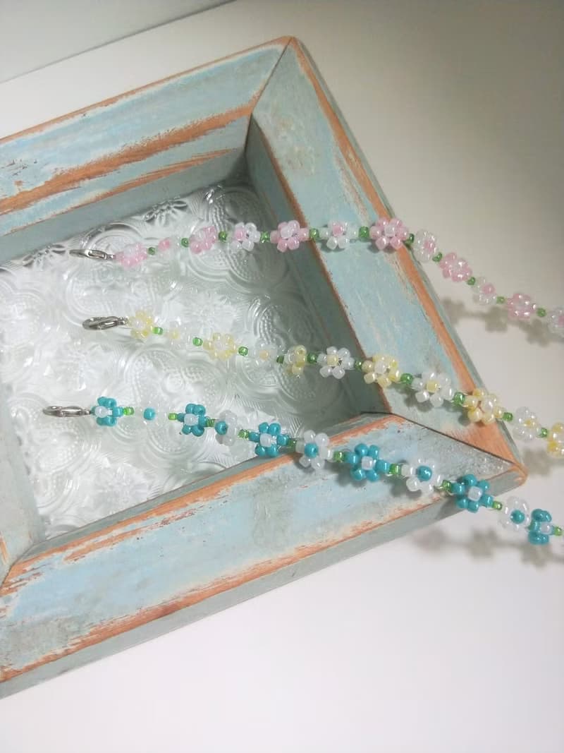 暖光串珠花手鍊-淺粉