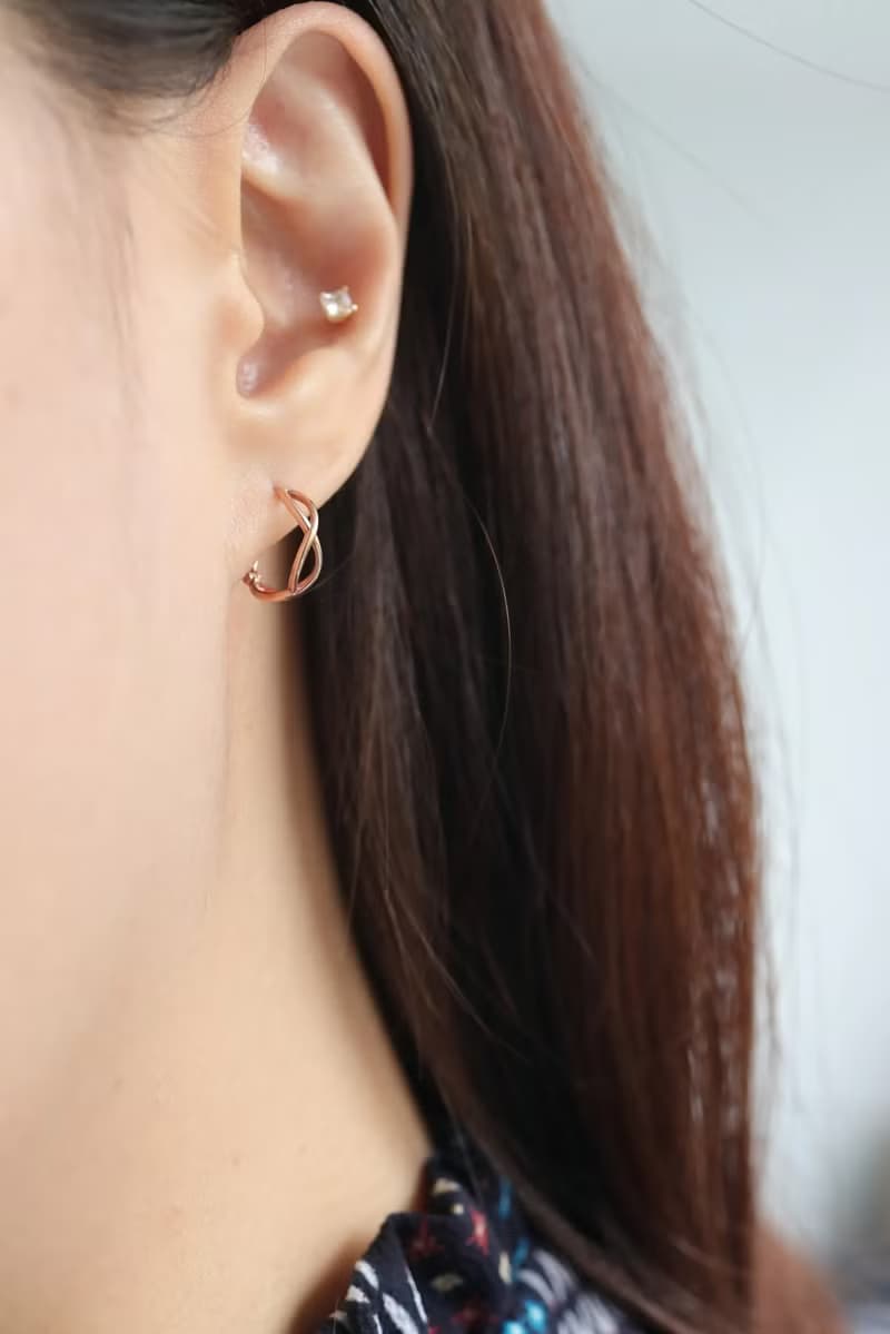 14K Infinity Cycle Earring ( Small) 無限圓圈耳扣耳環 (小)