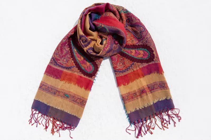 喀什米爾Cashmere 水煮羊毛披肩 針織圍巾 刺繡圍巾 羊絨披巾-花