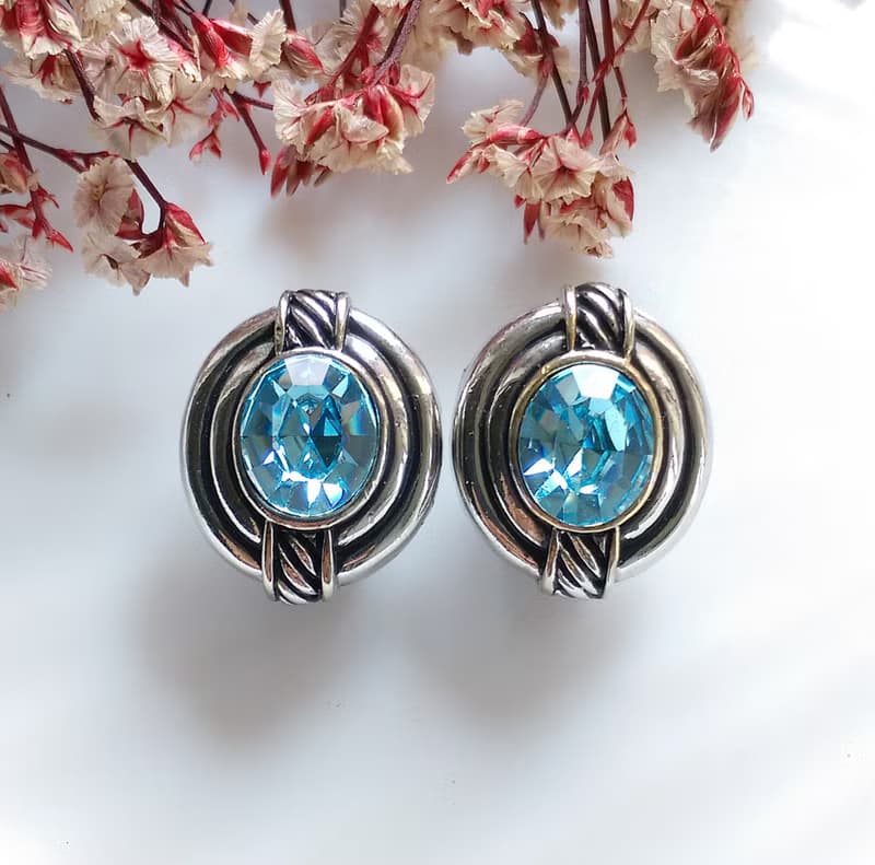 Vintage Jewelry 西洋古董飾品 沁藍鑽  復古造型  針式耳環