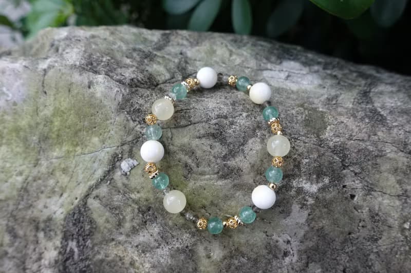 水晶手鍊 晶礦系列—白霧之森 綠草莓晶 摩根石 金線貝