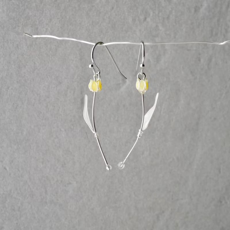 1輪チューリップ　イヤリング/ピアス