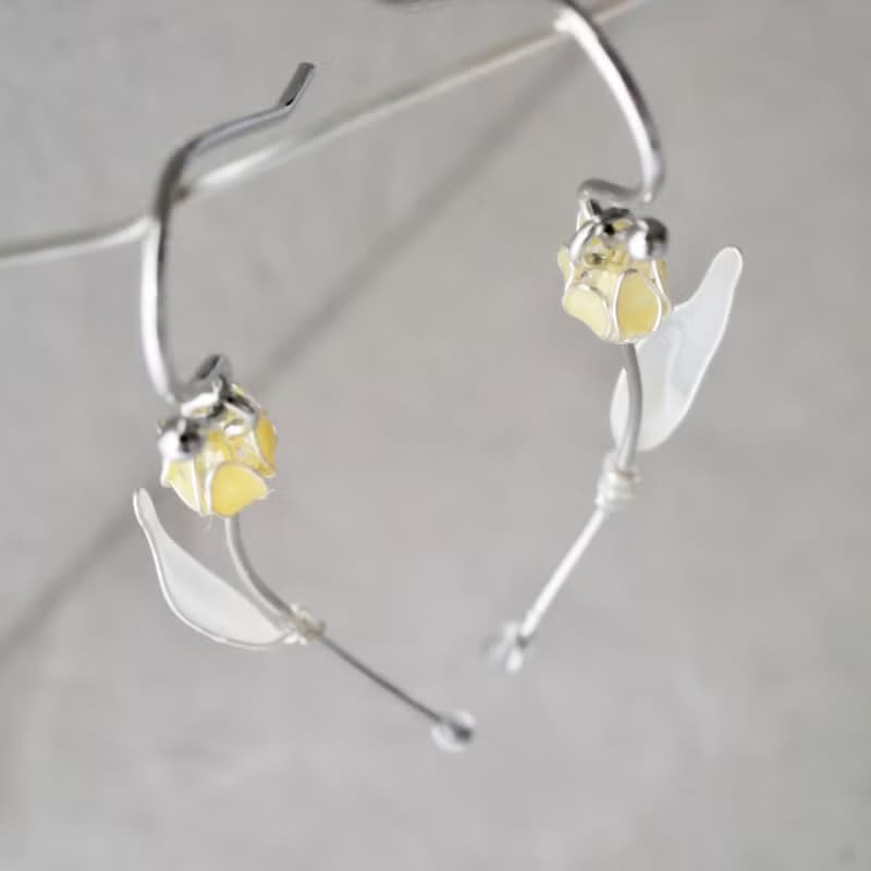 1輪チューリップ　イヤリング/ピアス