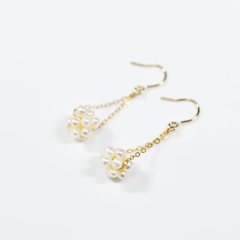 月のしずく pearl ballのチェーンピアス イヤリング変更可 6月誕生石