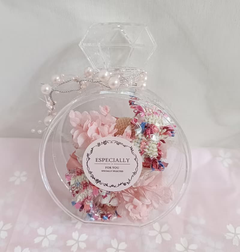 永生玫瑰香水瓶 求婚告白捧花外拍週年情人節教師節生日交換禮物