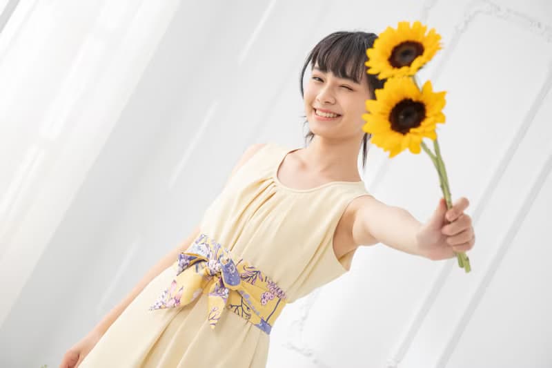 【波麗印花】無袖款 美人魚尾長裙洋裝 皇后黃 附印花腰帶